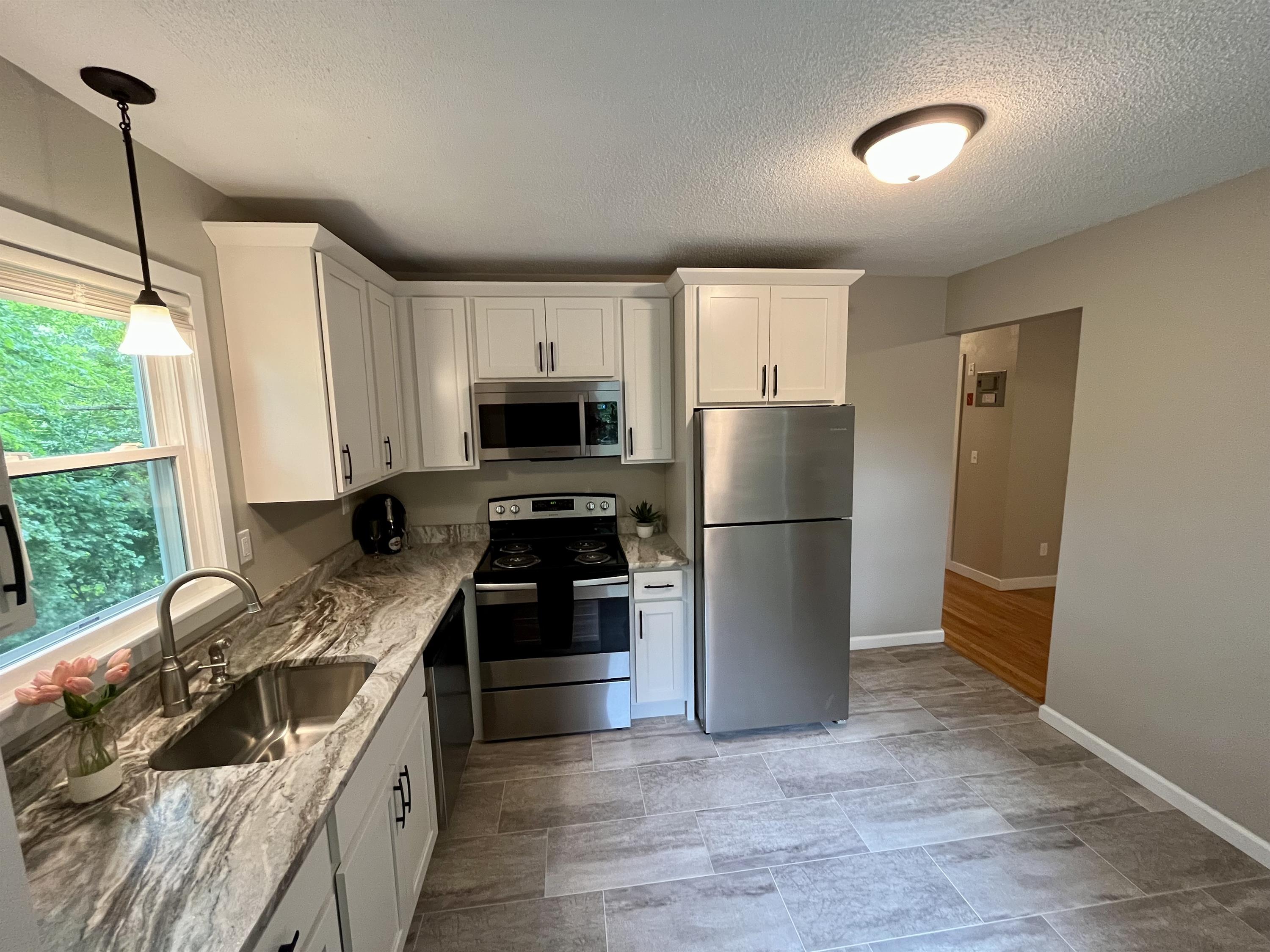 38 Pleasant Street - 40D